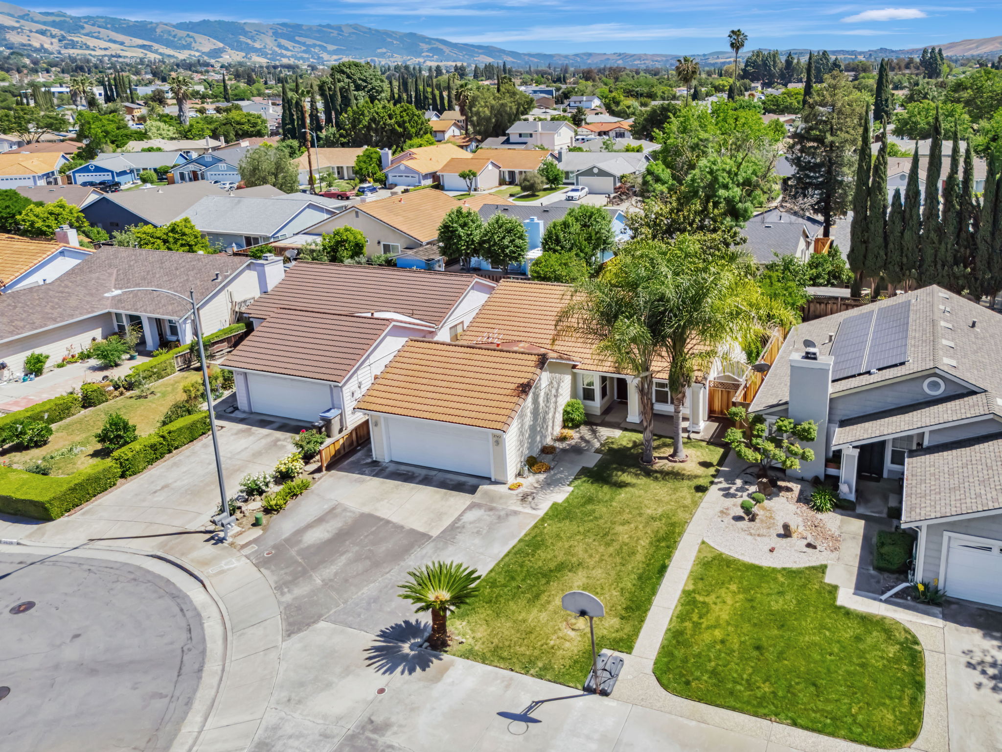 001_AERIAL_ 2542 Buckhill Ct  San