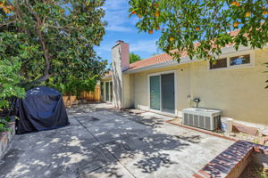 038_2542 Buckhill Ct