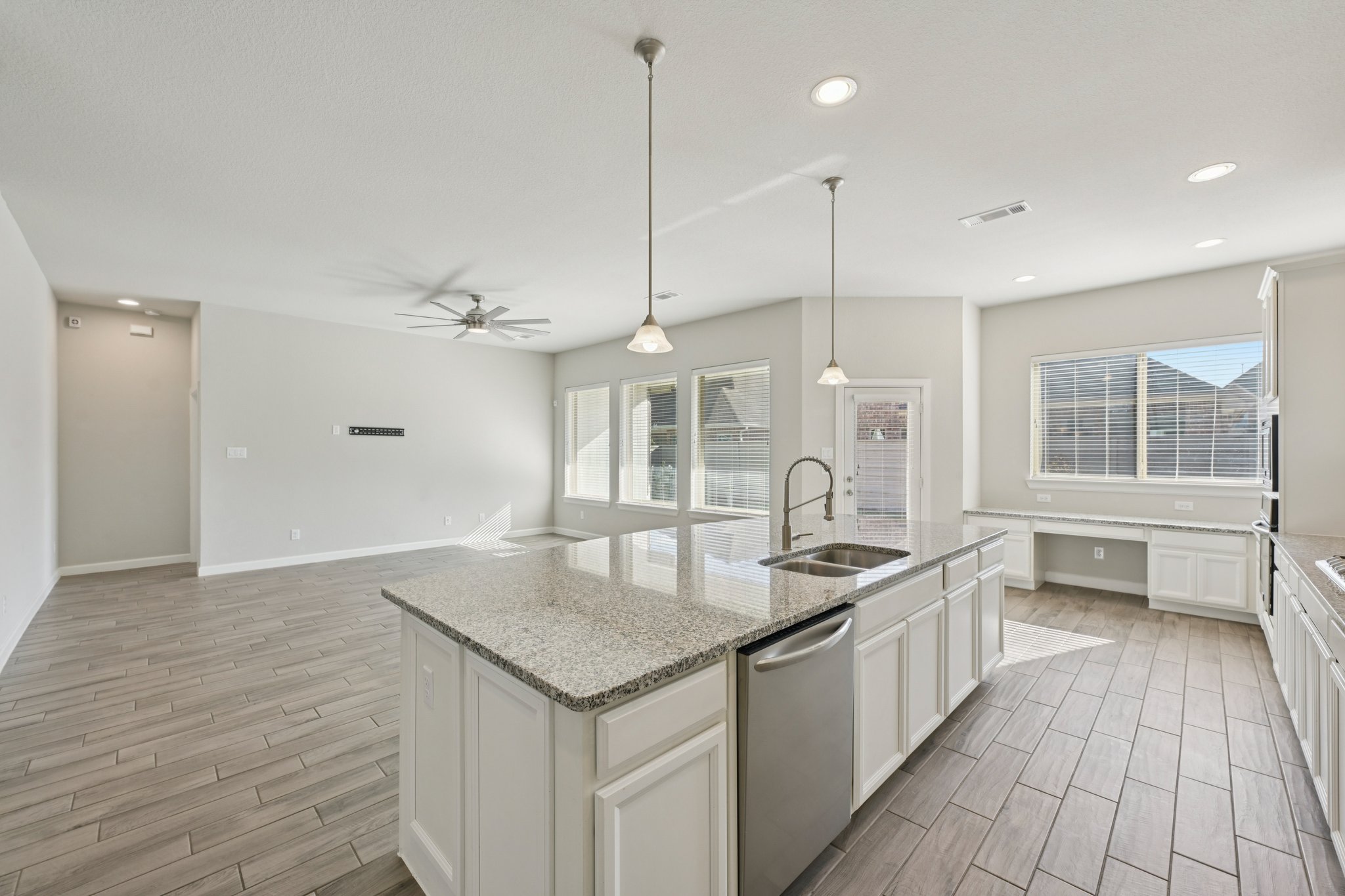 Deerwood Heights Ln-S0312-013.jpg