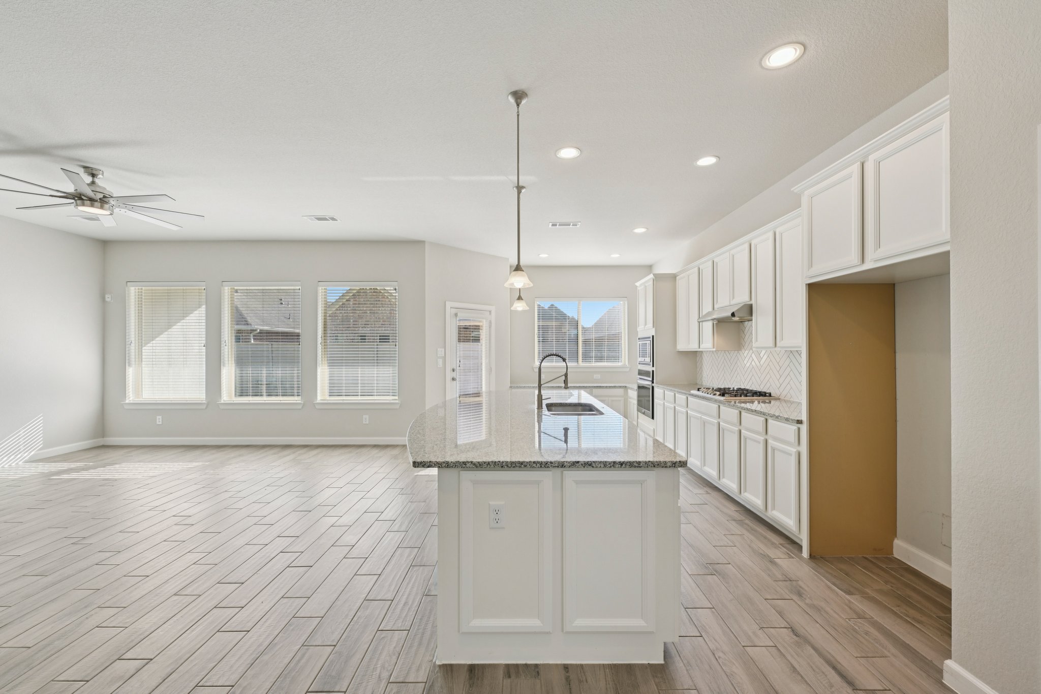 Deerwood Heights Ln-S0312-014.jpg