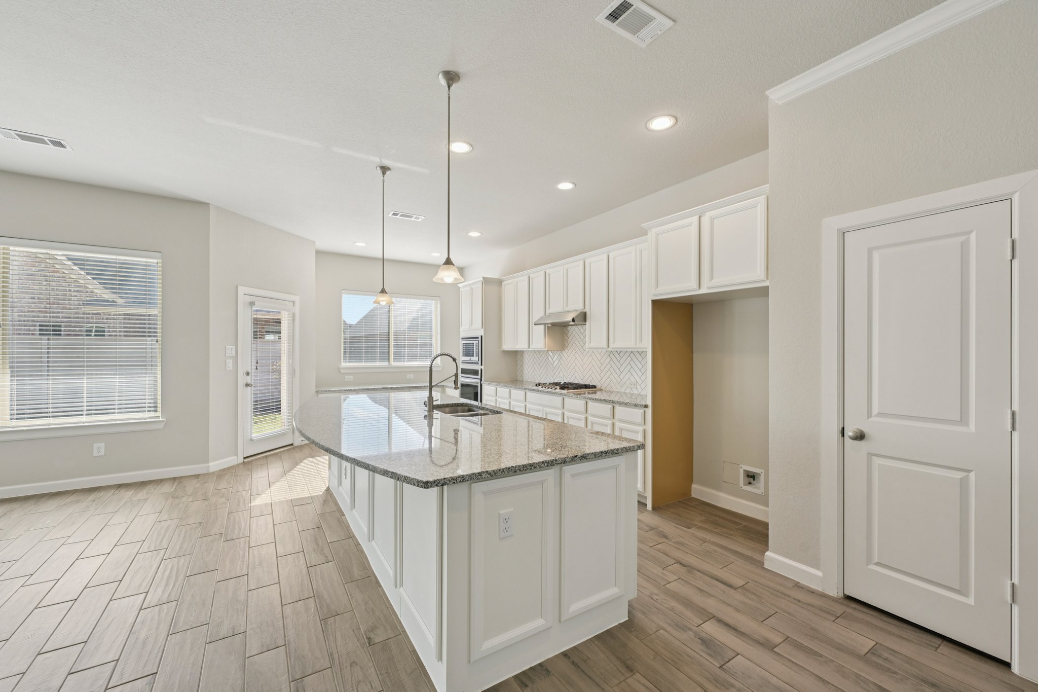 Deerwood Heights Ln-S0312-015.jpg