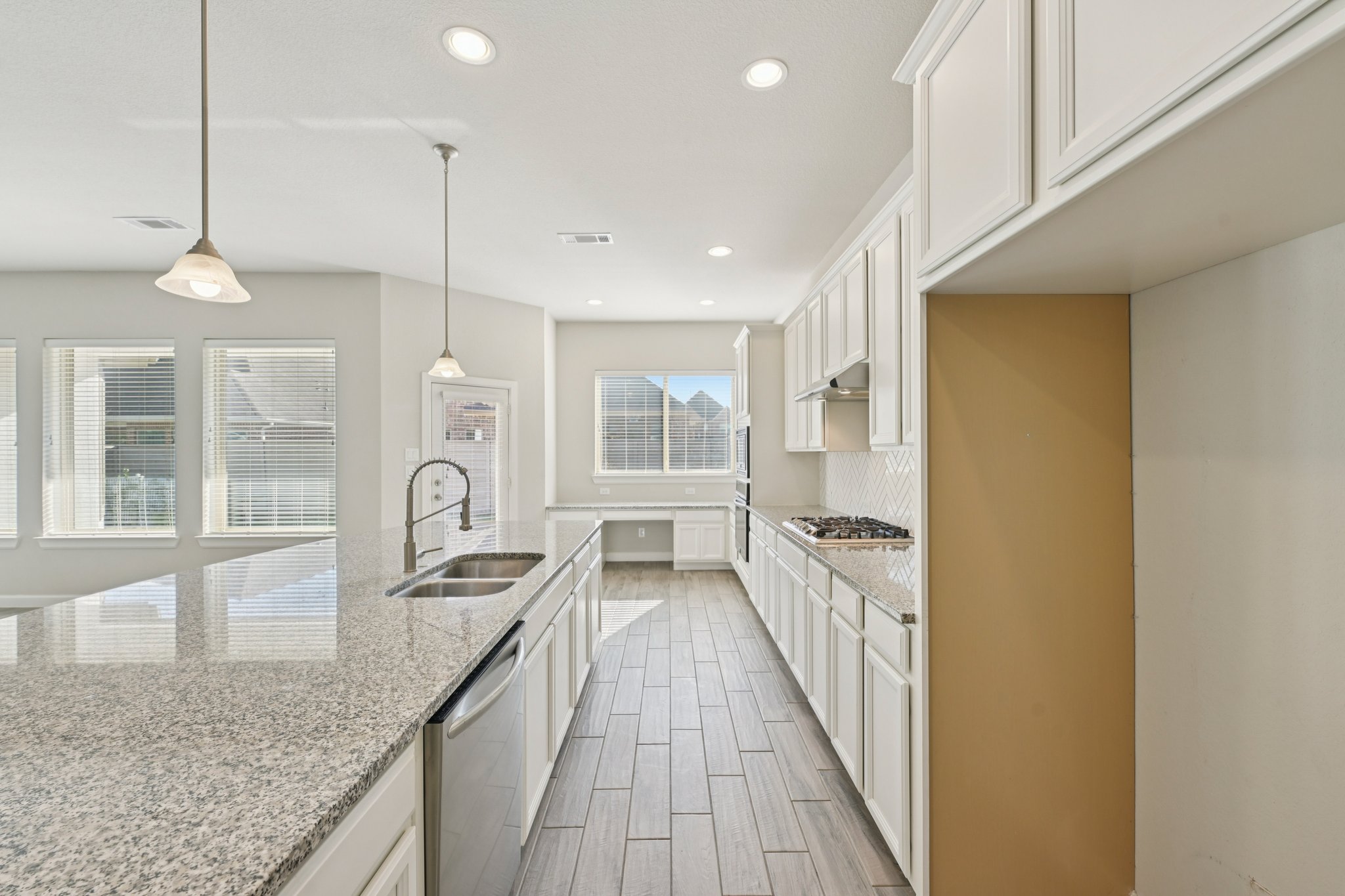 Deerwood Heights Ln-S0312-016.jpg