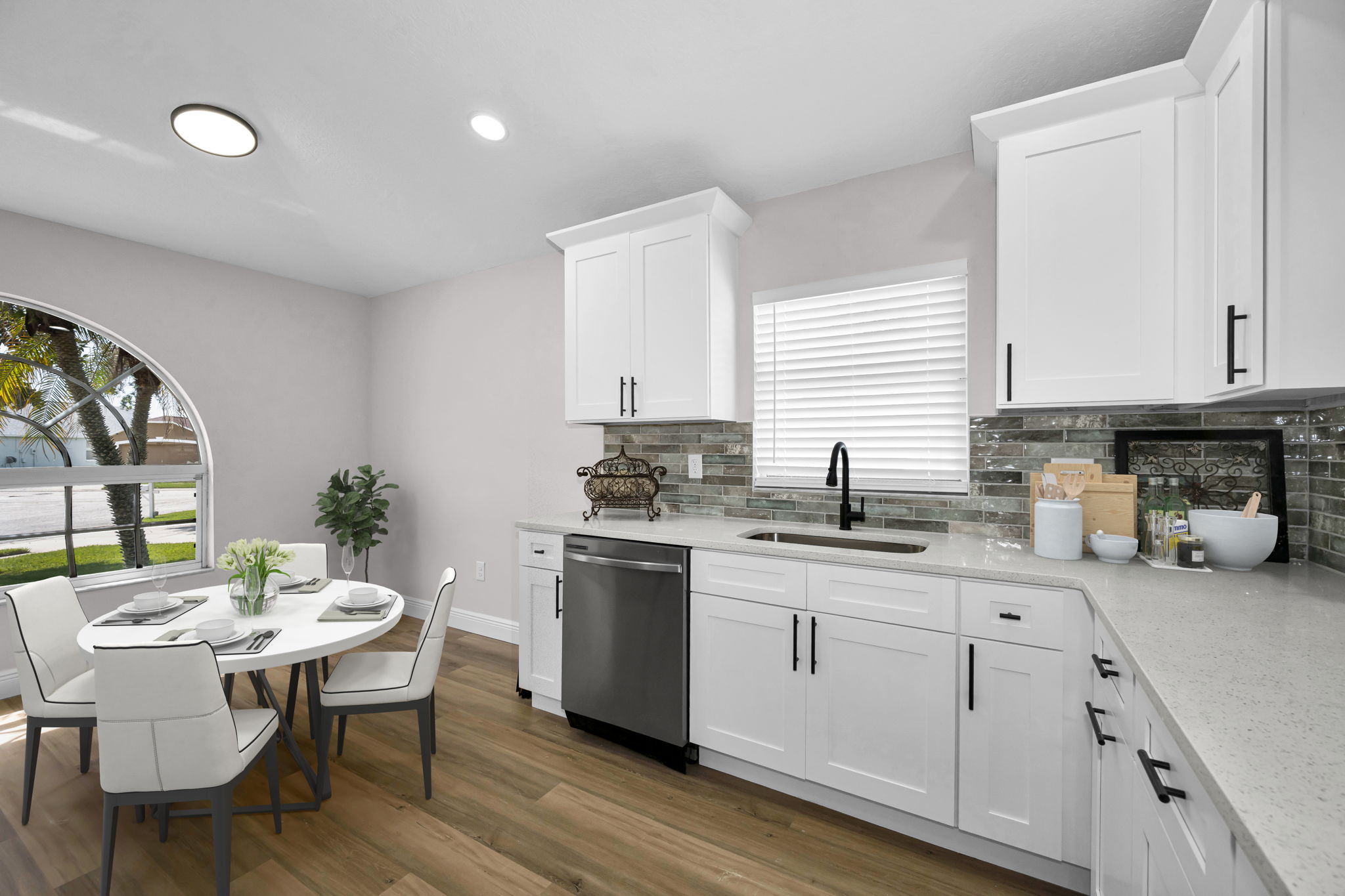 Kitchen 4-VT