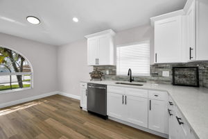 Kitchen 4