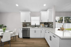 Kitchen 2-VT
