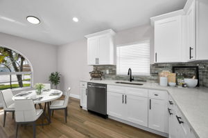 Kitchen 4-VT