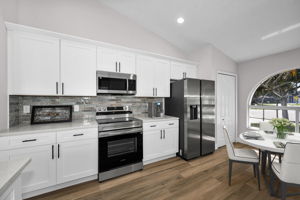 Kitchen 5-VT