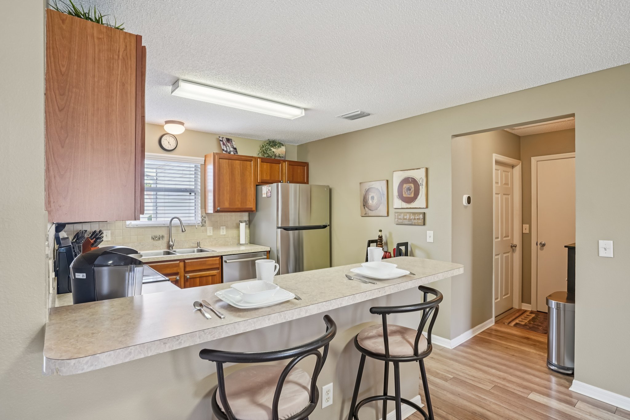 Raintree Dr-S2609-013.jpg