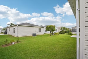 Raintree Dr-S2609-034.jpg