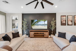 Living View 5