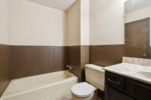  Photo 37