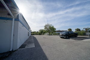 Photo 33