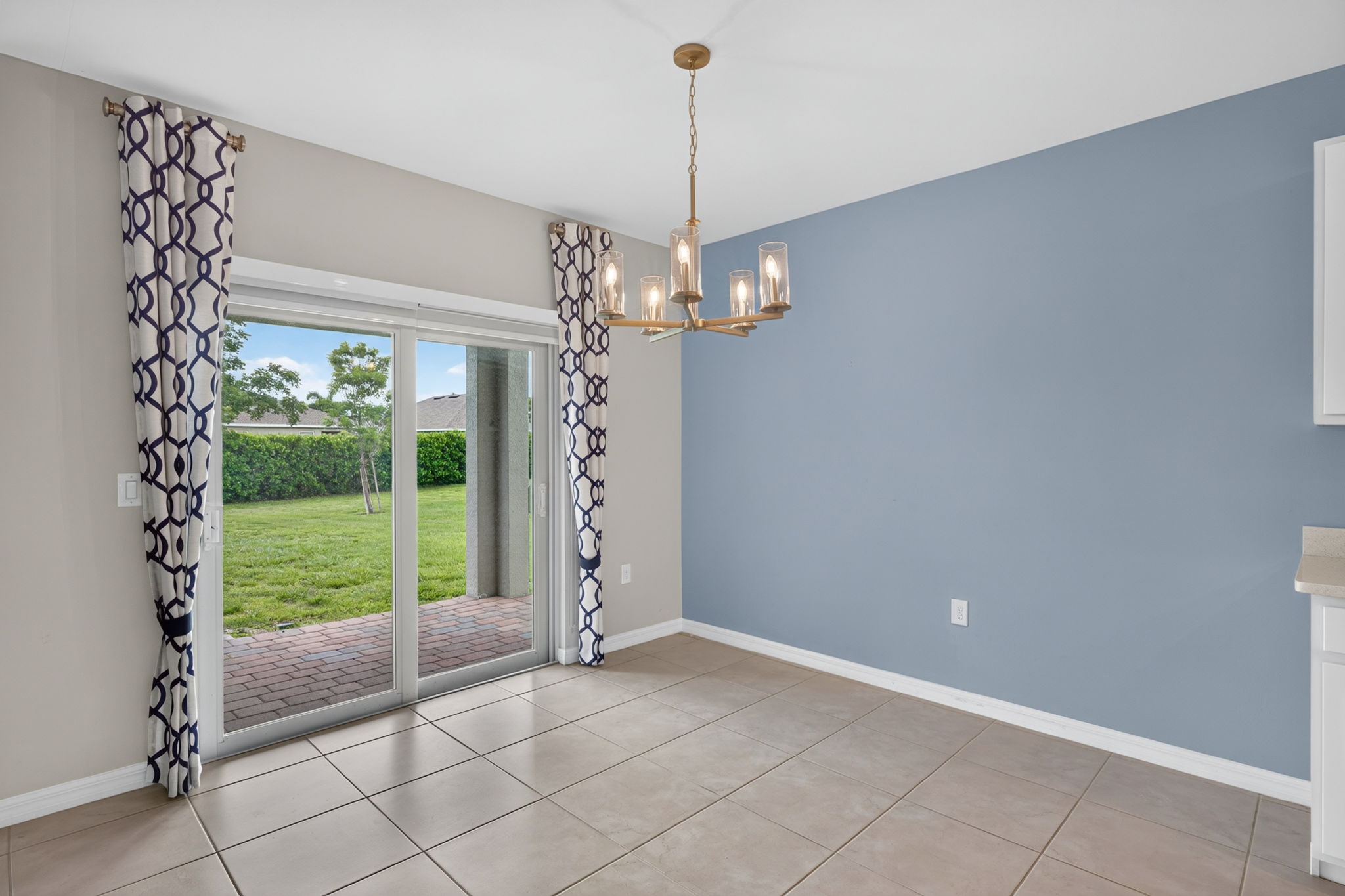 Dining Room 1 of 2