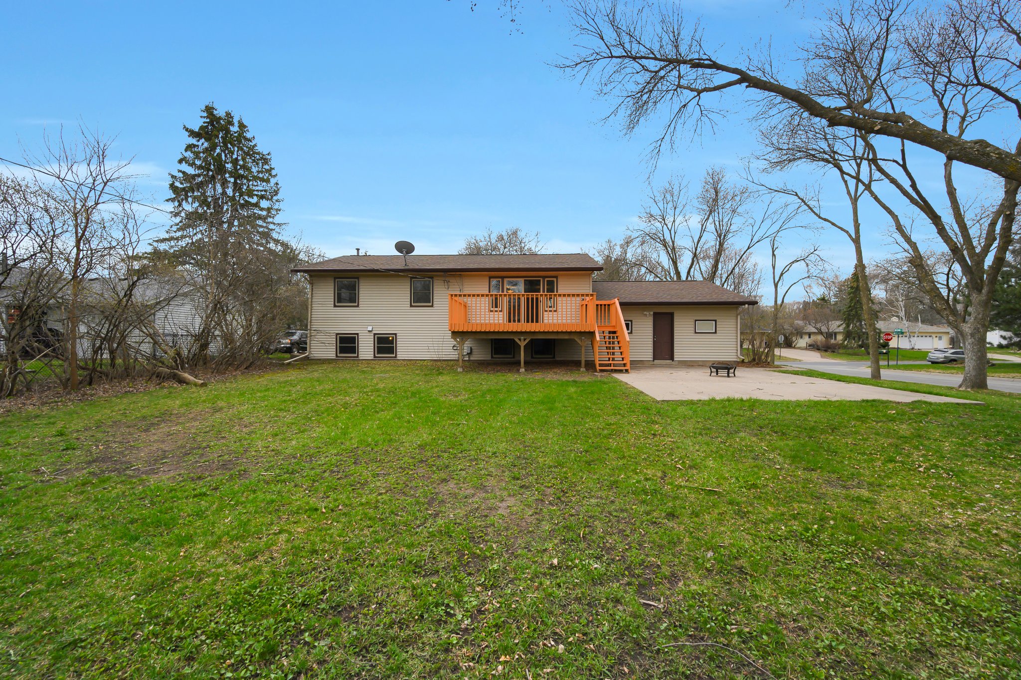 2549 103rd Ave NW, Coon Rapids, MN 55433, USA Photo 5