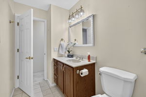  Photo 44