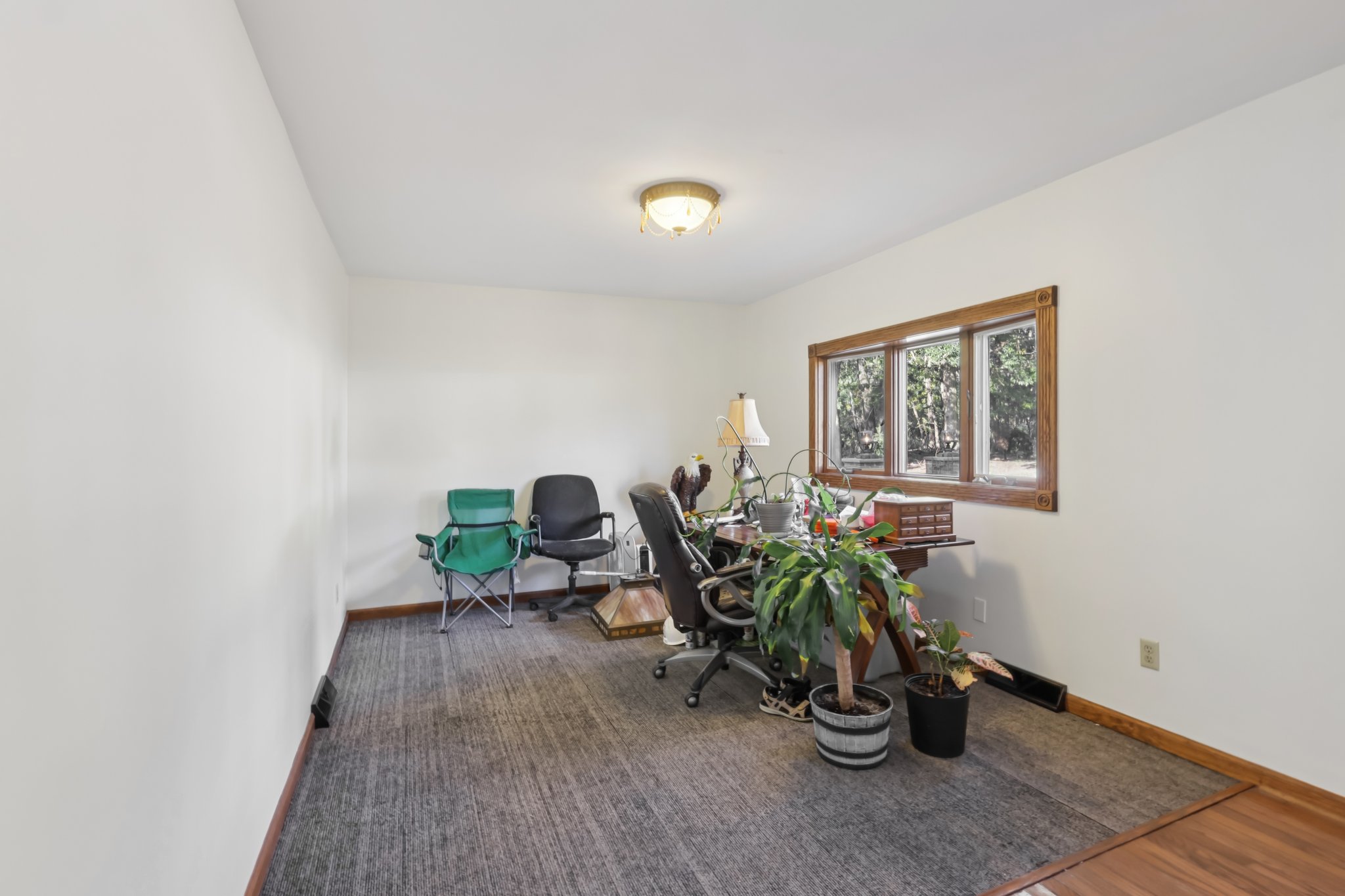 W Hardies Rd-S1909-021.jpg