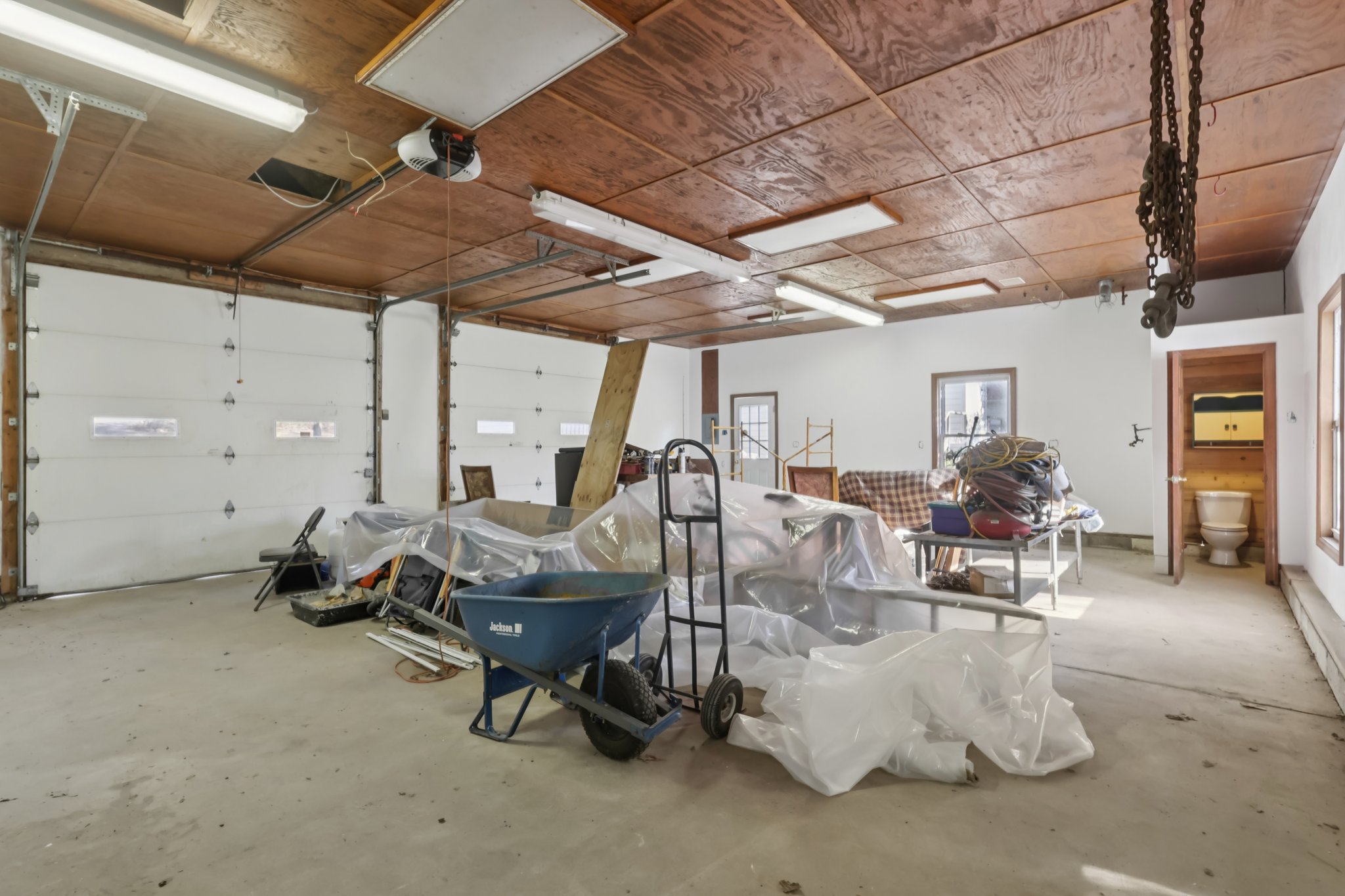 W Hardies Rd-S1909-041.jpg