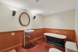 W Hardies Rd-S1909-033.jpg