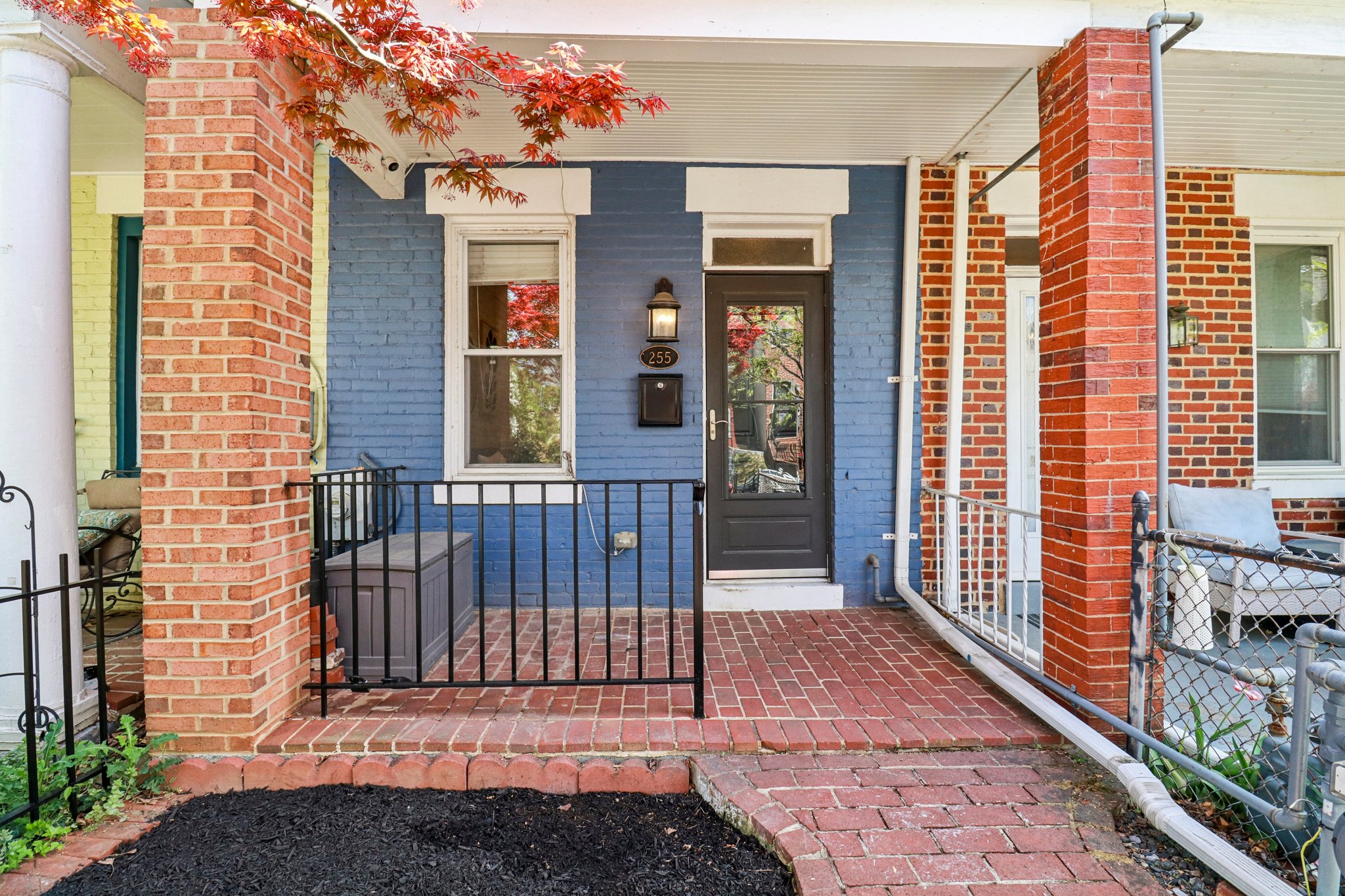 14th Pl-S1004-010.jpg