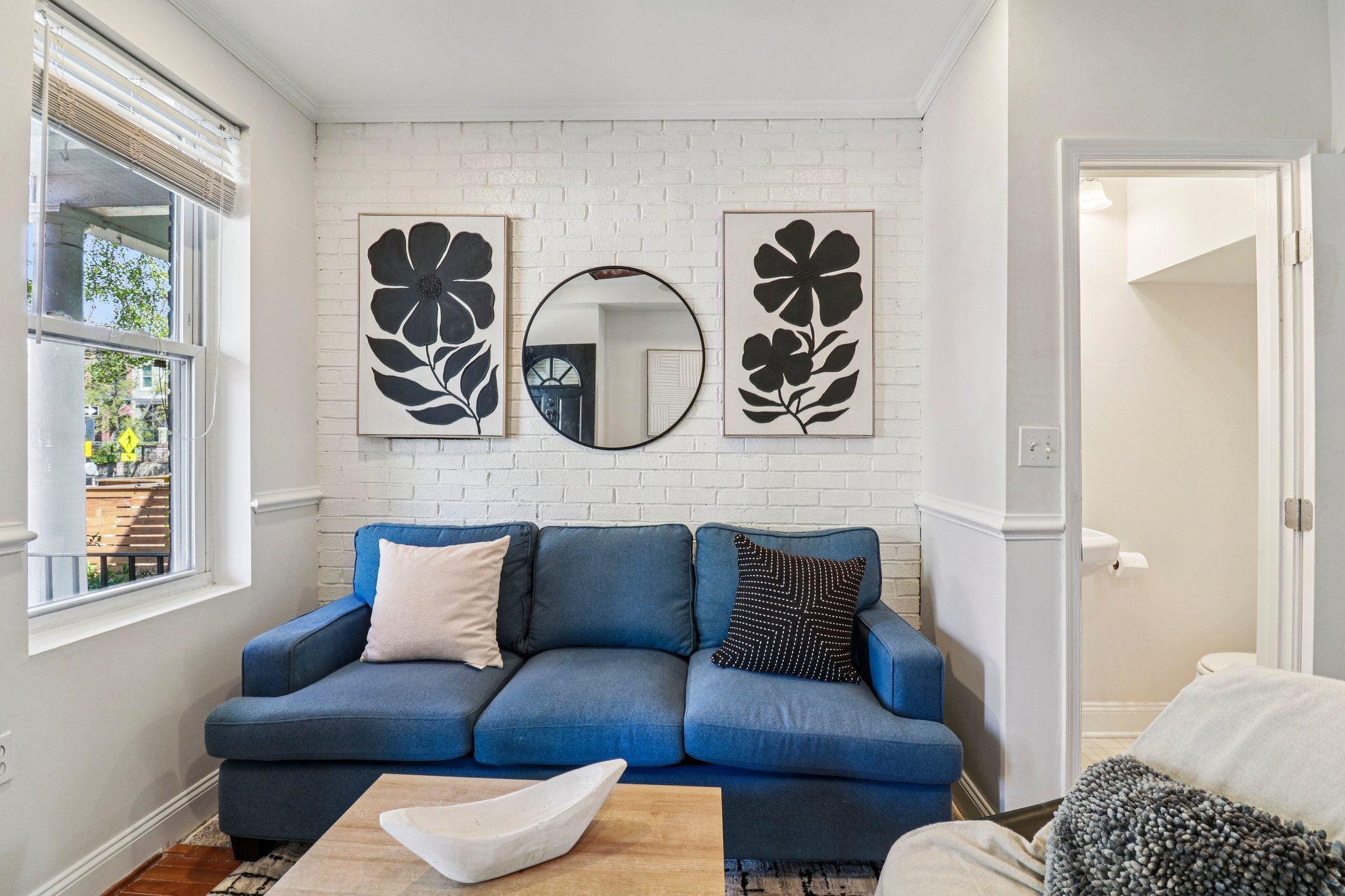 14th Pl-S1004-016.jpg