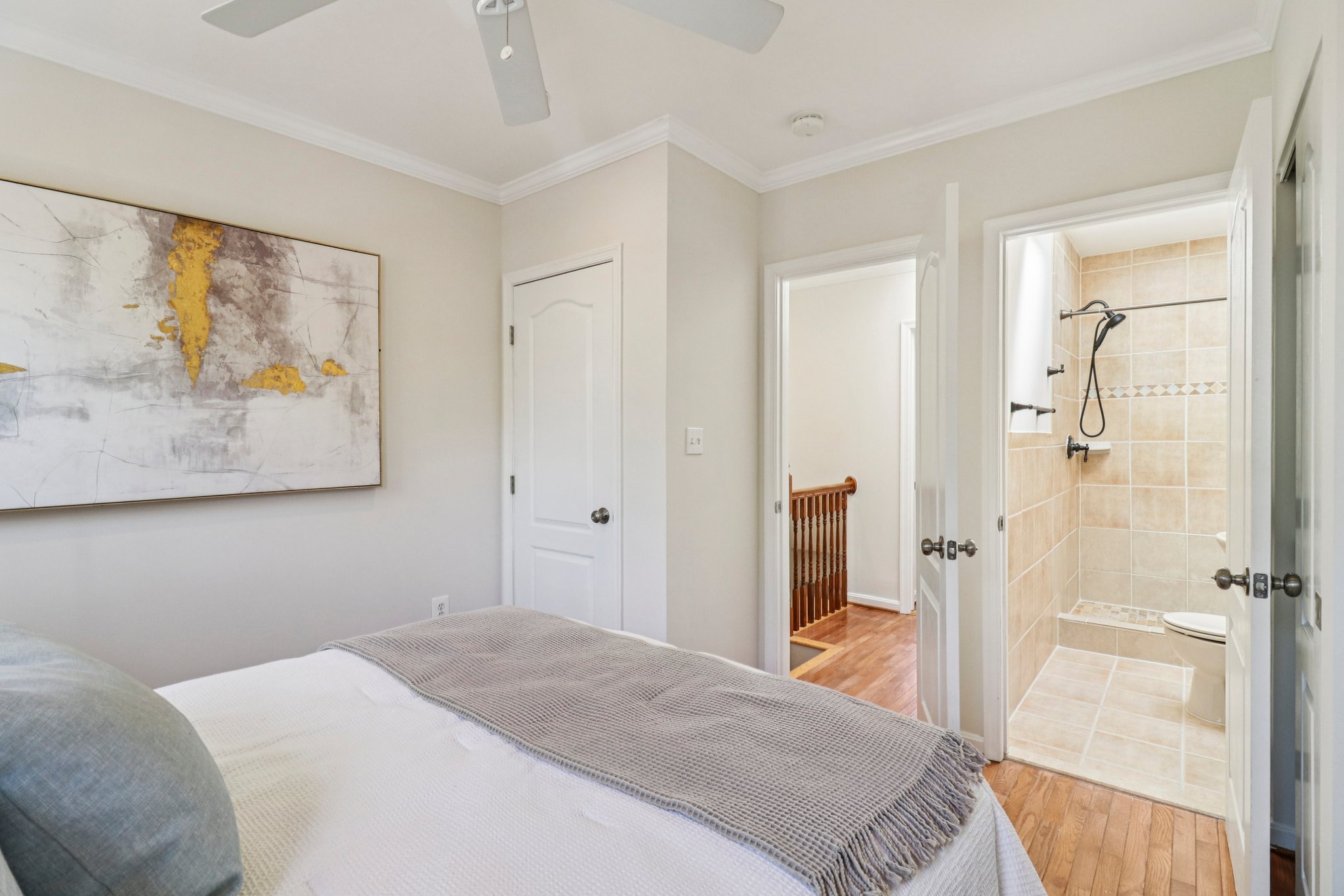 14th Pl-S1004-037.jpg