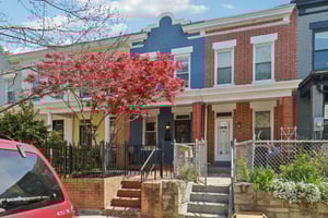 14th Pl-S1004-002.jpg