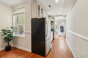 14th Pl-S1004-025.jpg