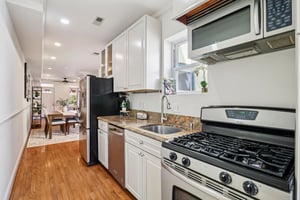 14th Pl-S1004-027.jpg