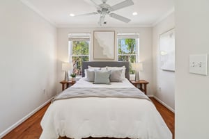 14th Pl-S1004-035.jpg