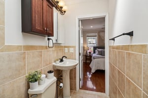 14th Pl-S1004-044.jpg