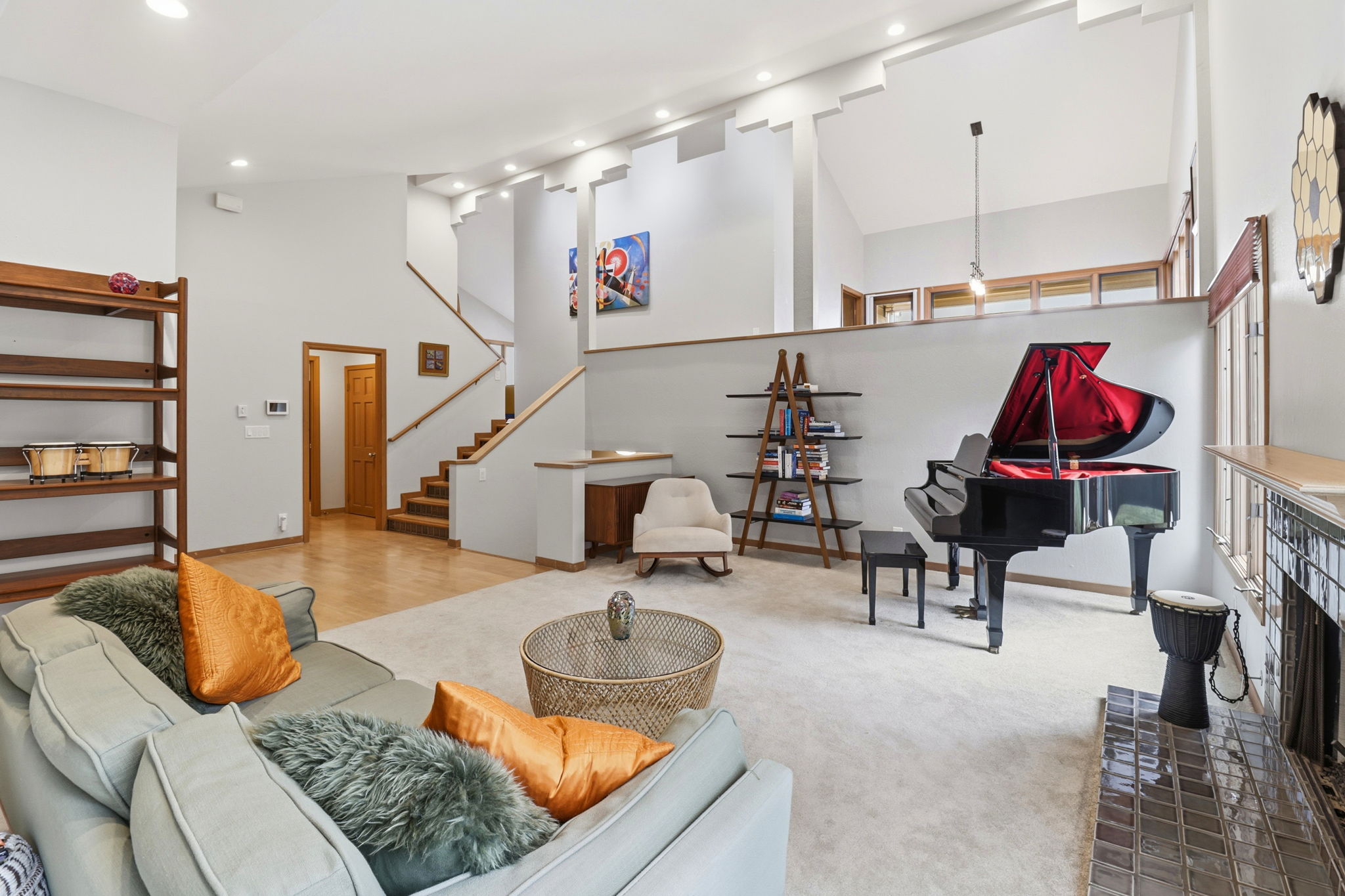 Living Room w/Soaring Ceilings