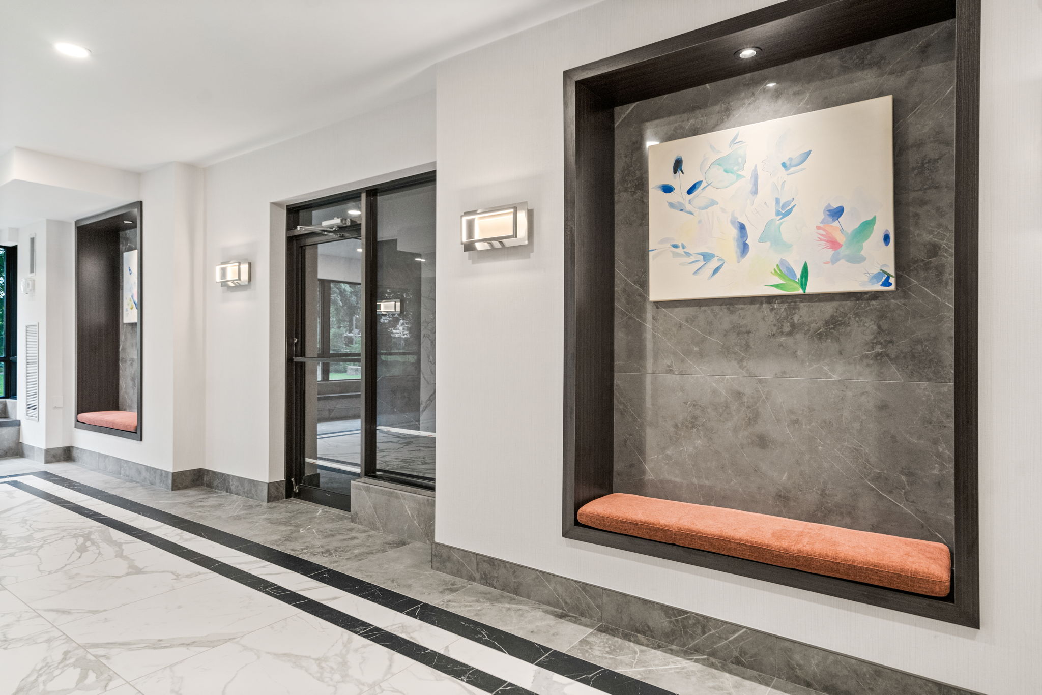 255 Bamburgh Cir Toronto, ON M1W 3T6