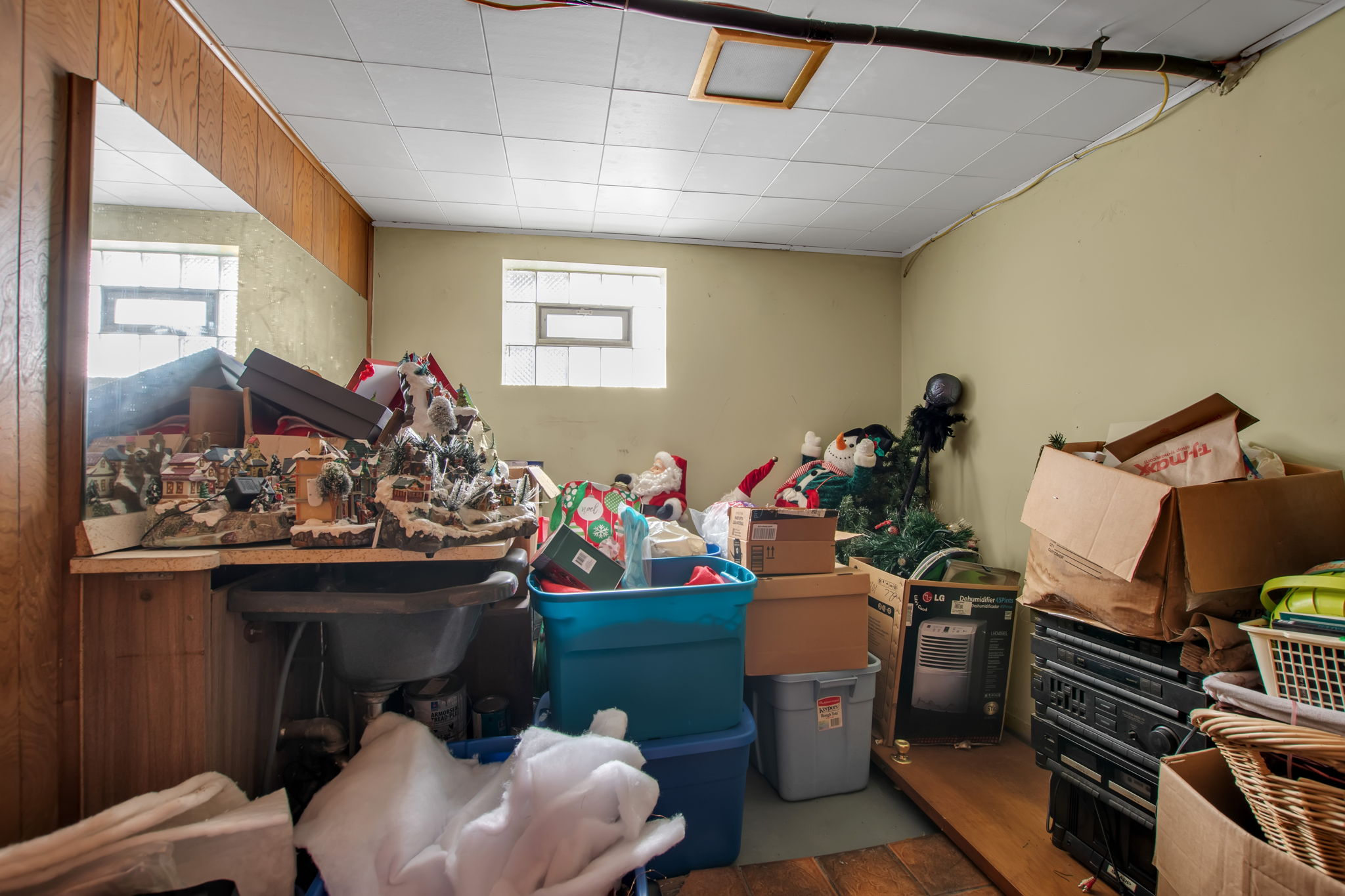  Photo 48