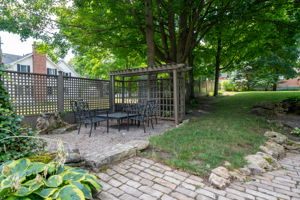  Photo 43