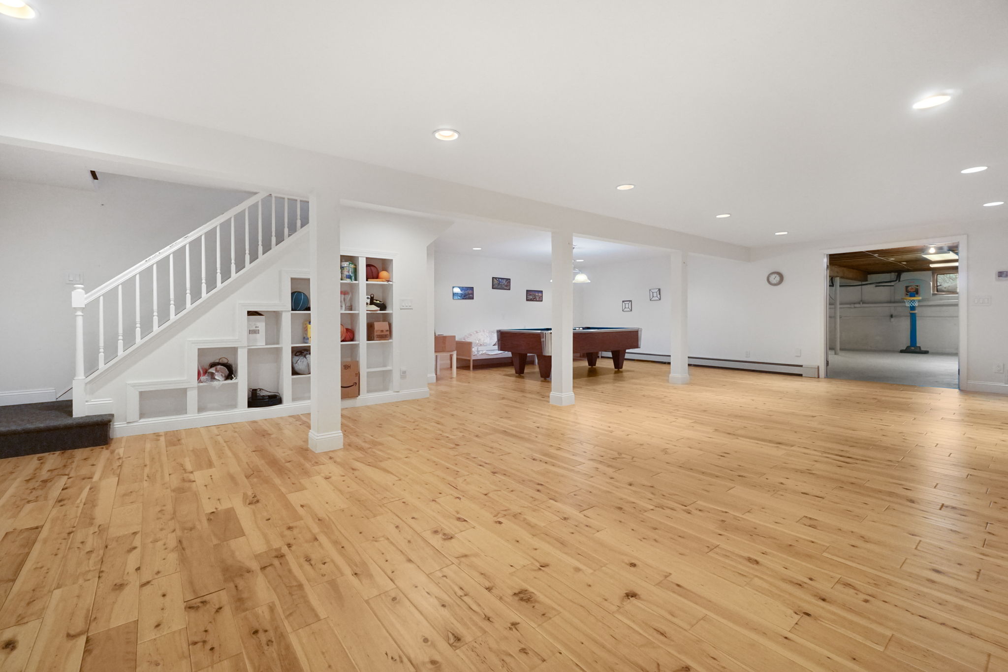 HUGE FINISHED BASEMENT