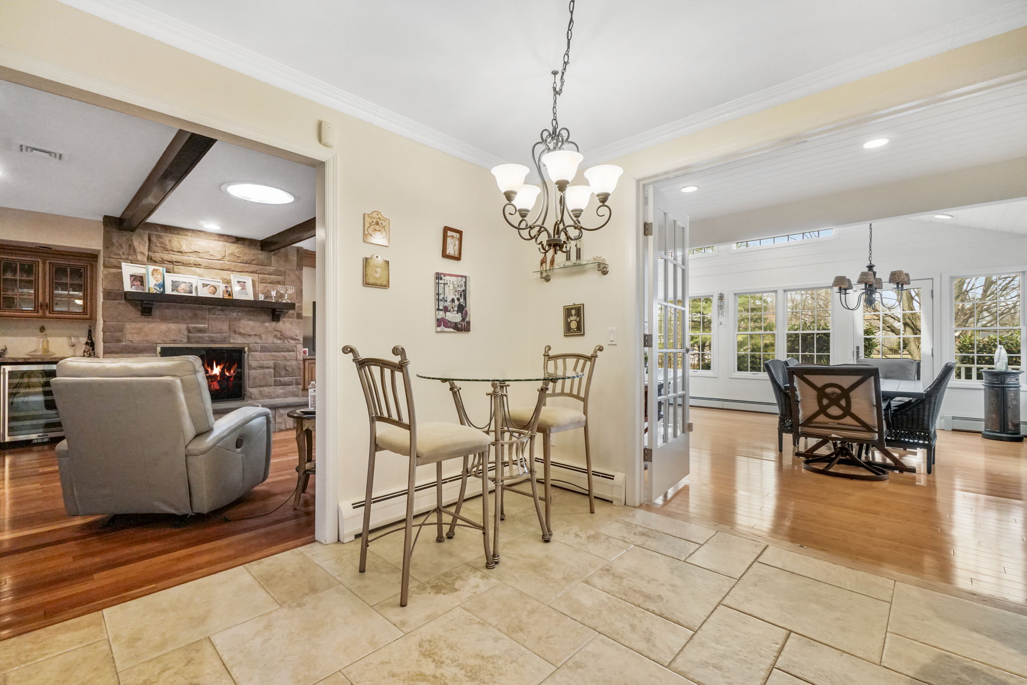 2 FAMILY ROOMS OFF KITCHEN