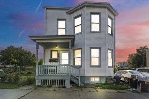  Photo 0