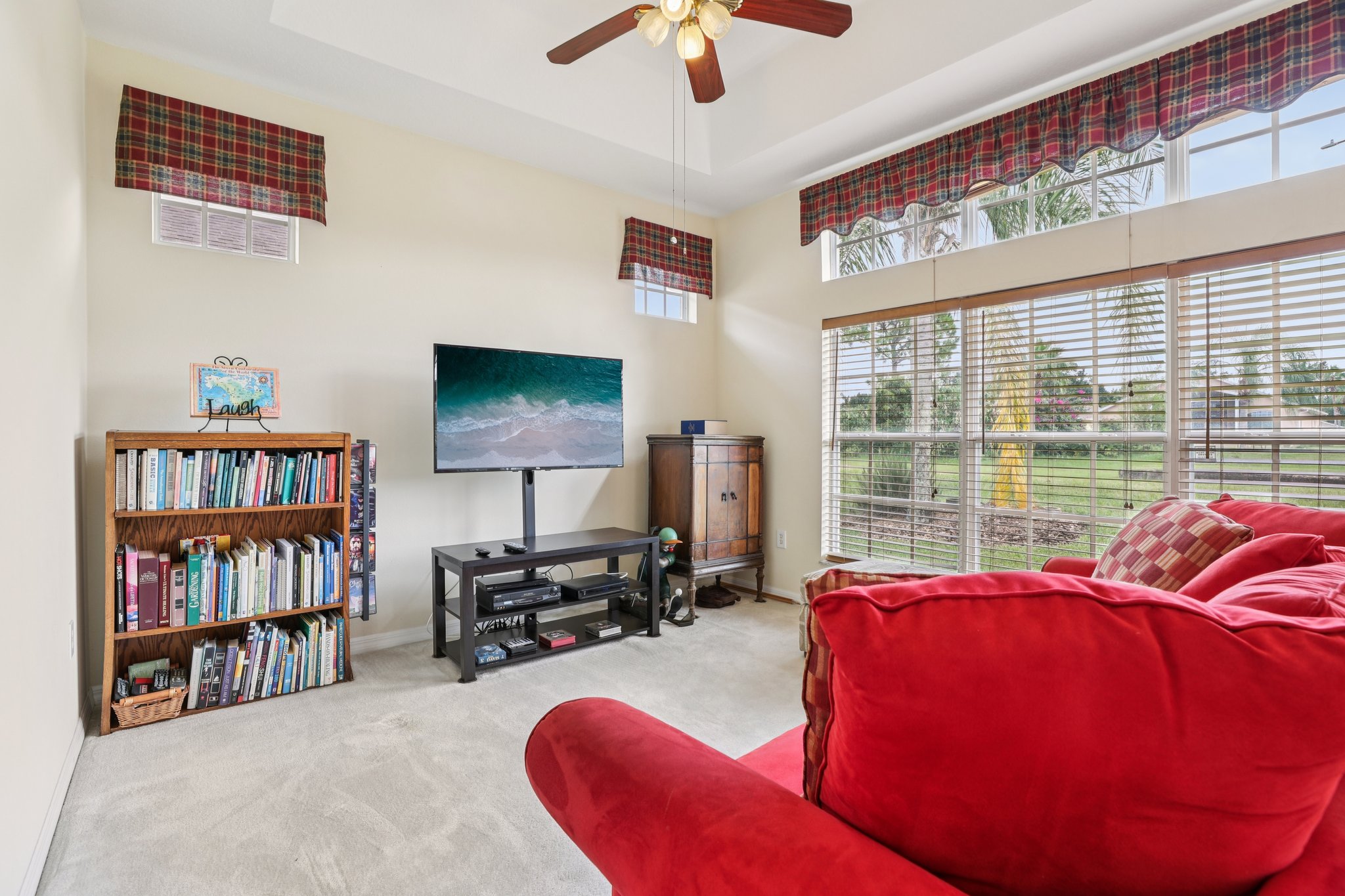Royal Palm Dr-S1909-011.jpg