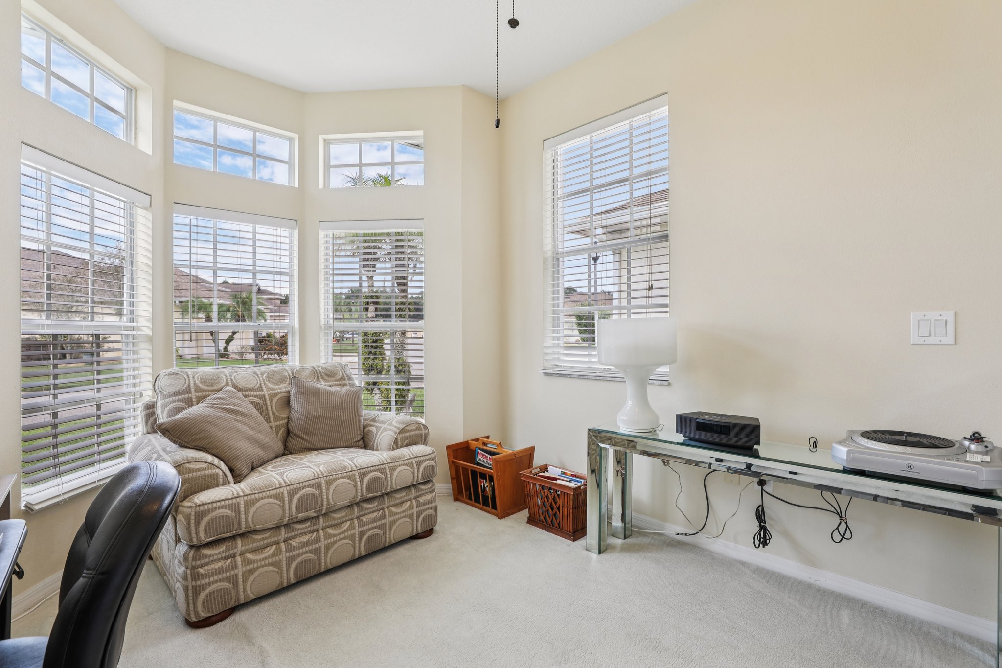 Royal Palm Dr-S1909-023.jpg