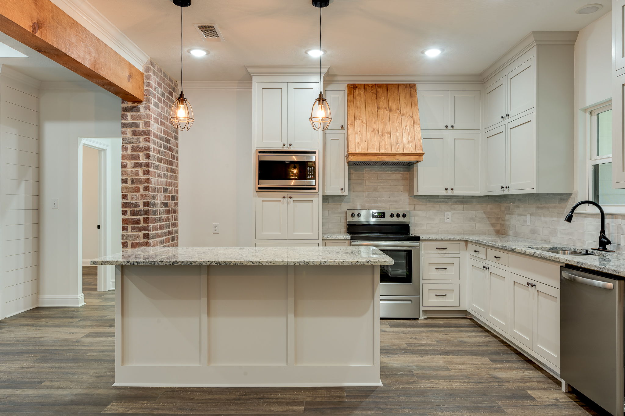 255 Serene Hills, Hattiesburg, MS 39402 GHub Real Estate Photography