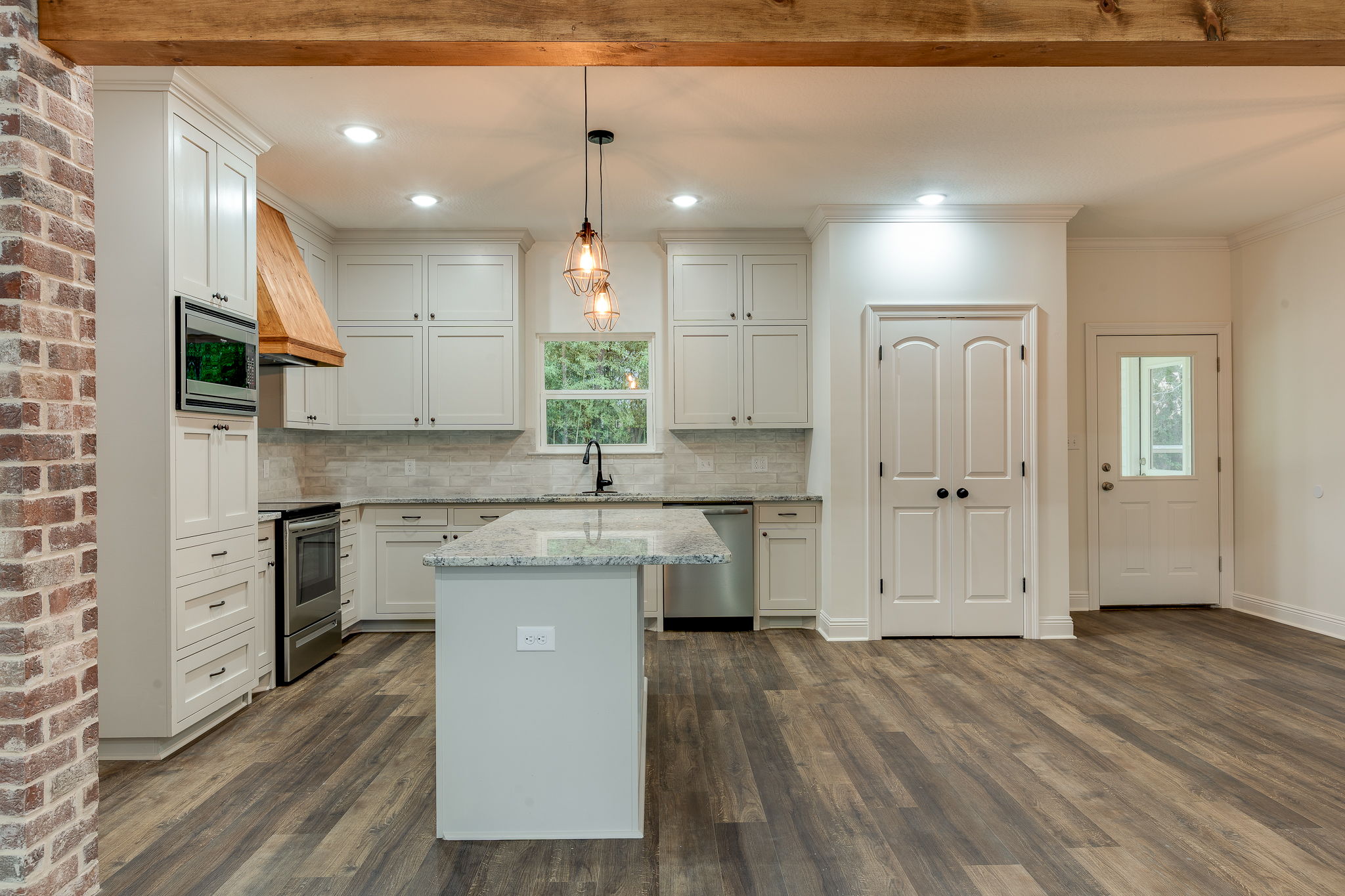 255 Serene Hills, Hattiesburg, MS 39402 GHub Real Estate Photography