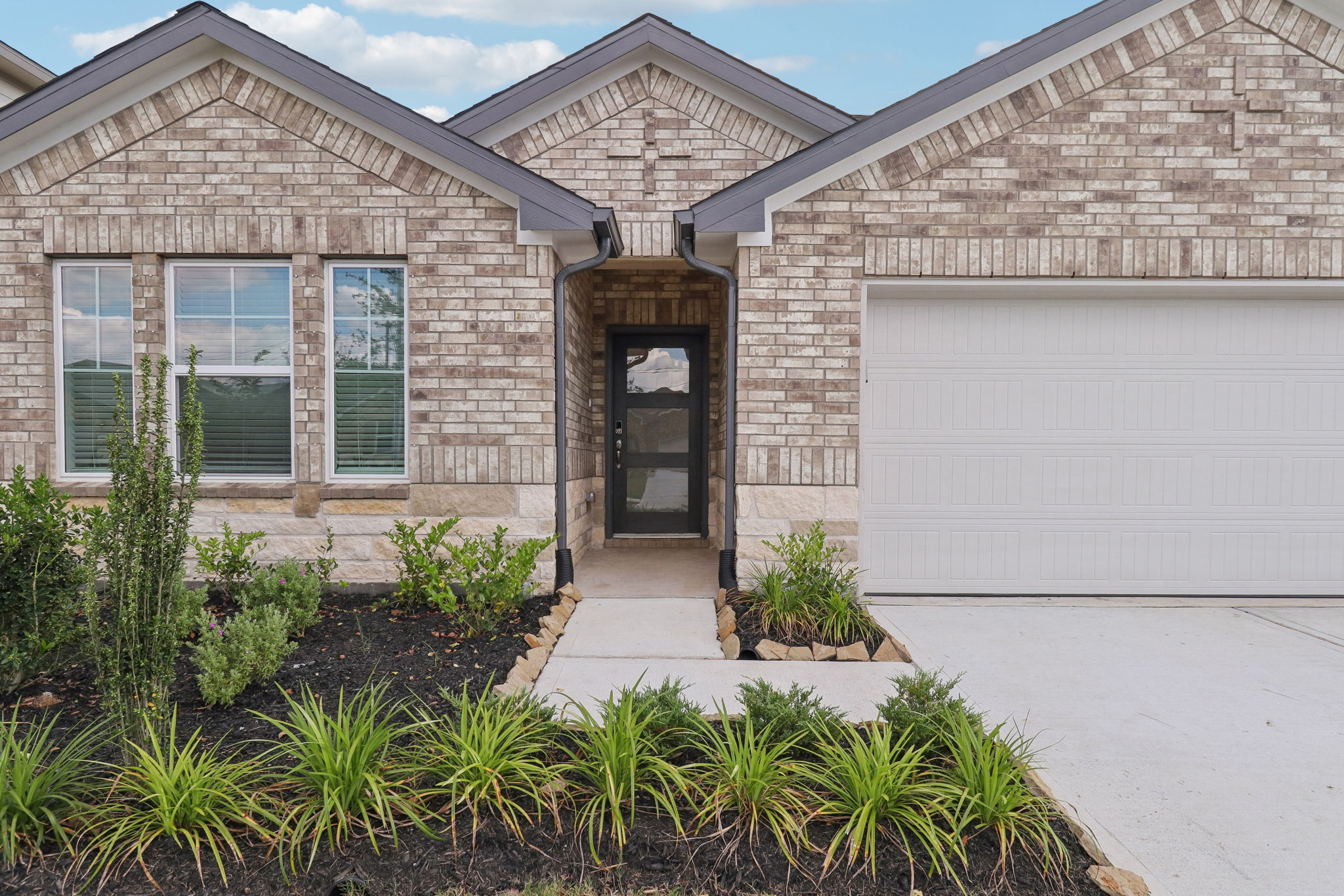 Houston - Southwinds-2550 Bay Winds Ln Baytown TX 77523-004