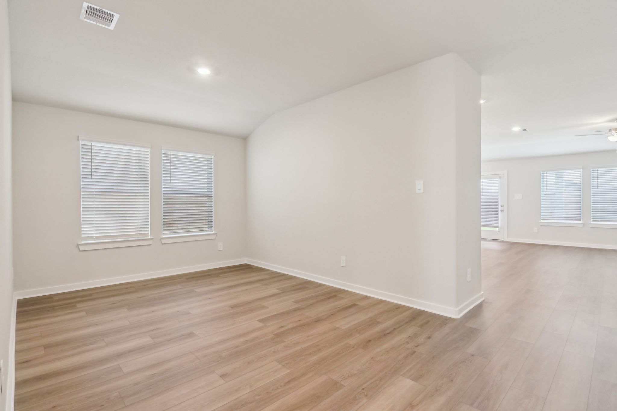 Houston - Southwinds-2550 Bay Winds Ln Baytown TX 77523-015
