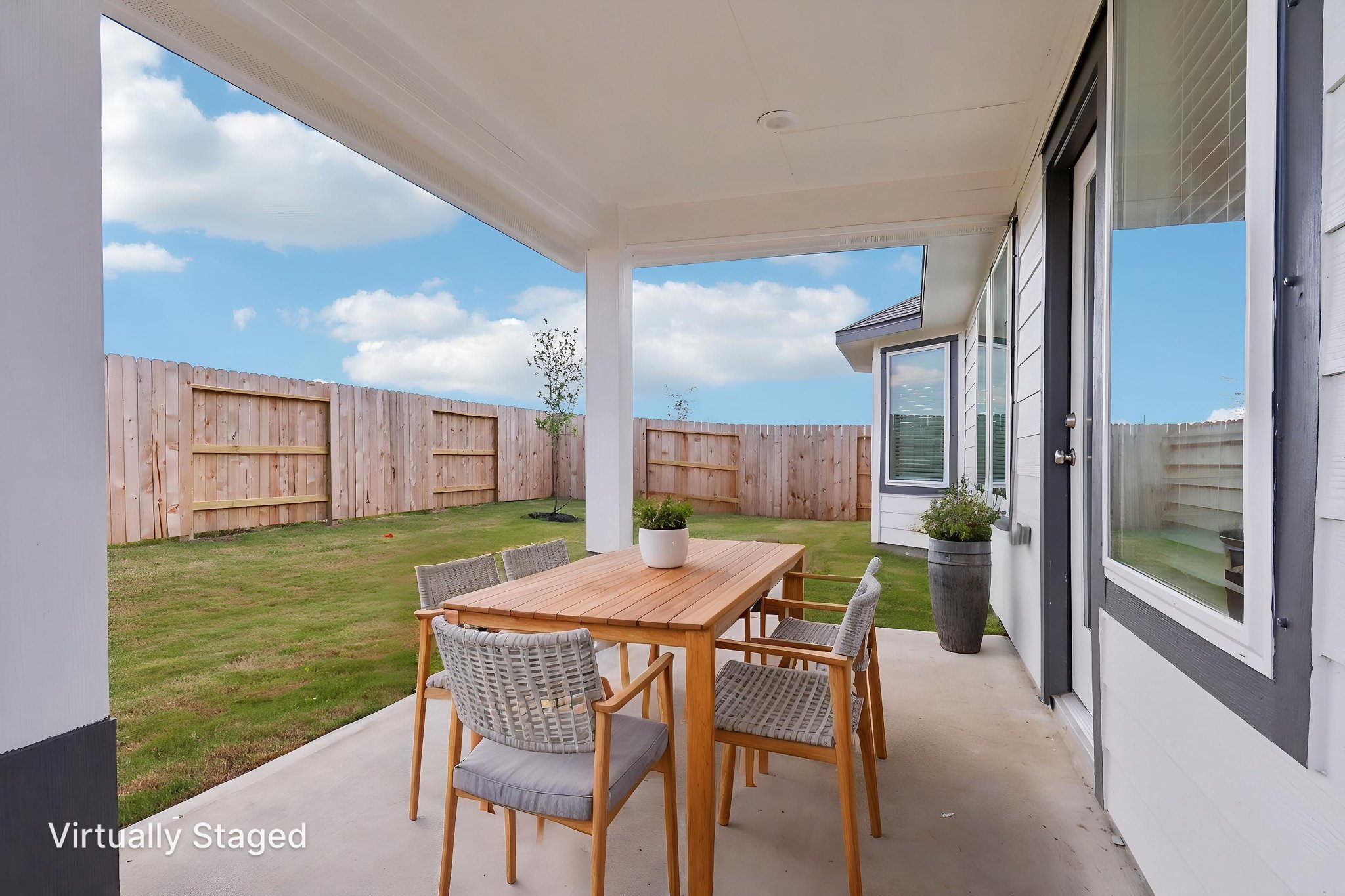 Houston - Southwinds-2550 Bay Winds Ln Baytown TX 77523-027 virtually staged.jpeg