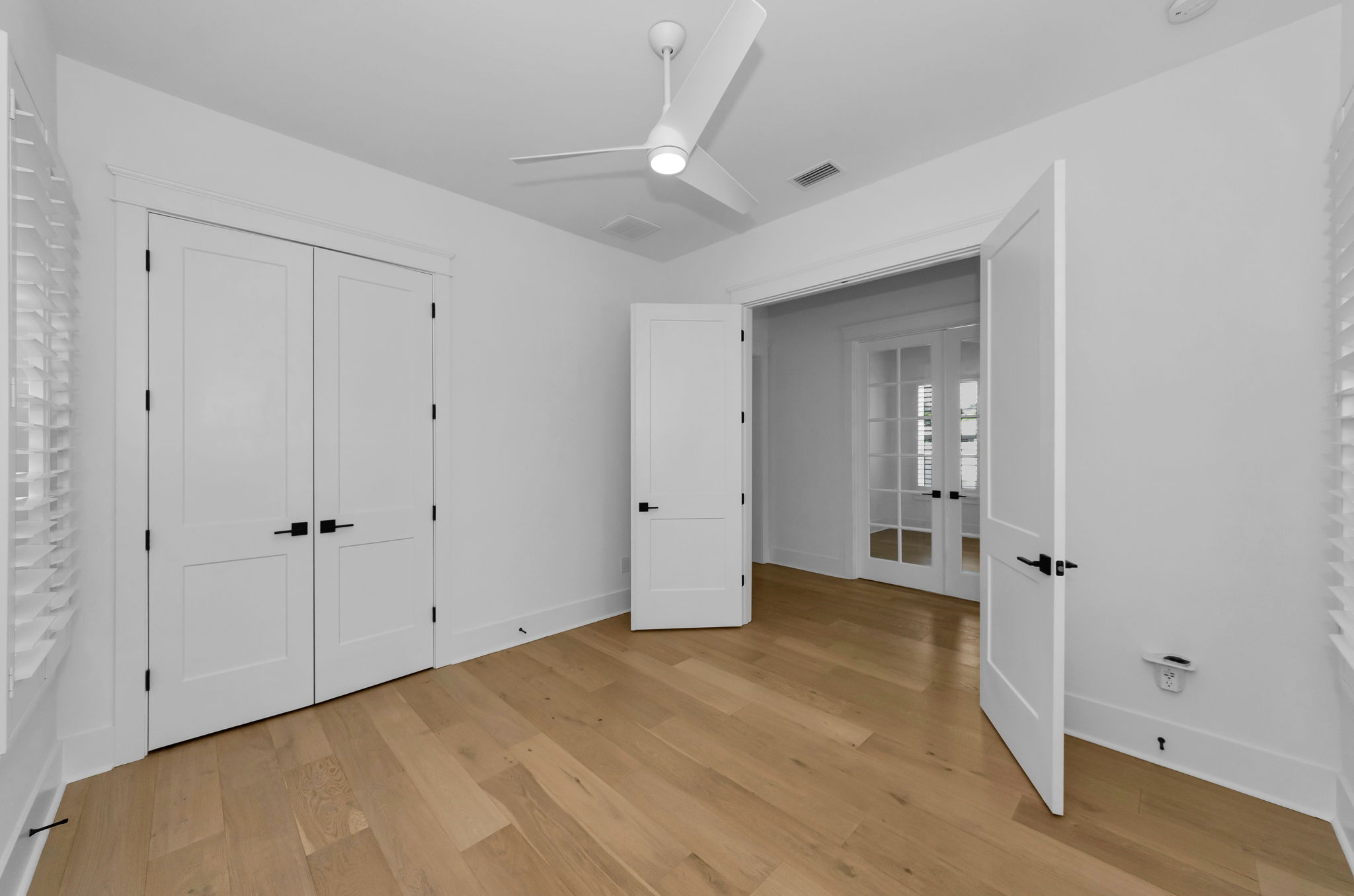 First Floor Bedroom-Flex Room1c