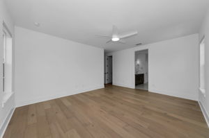 Upper Level Primary Bedroom1c