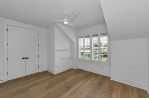 Upper Level Bedroom2b