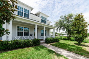 Front Exterior3