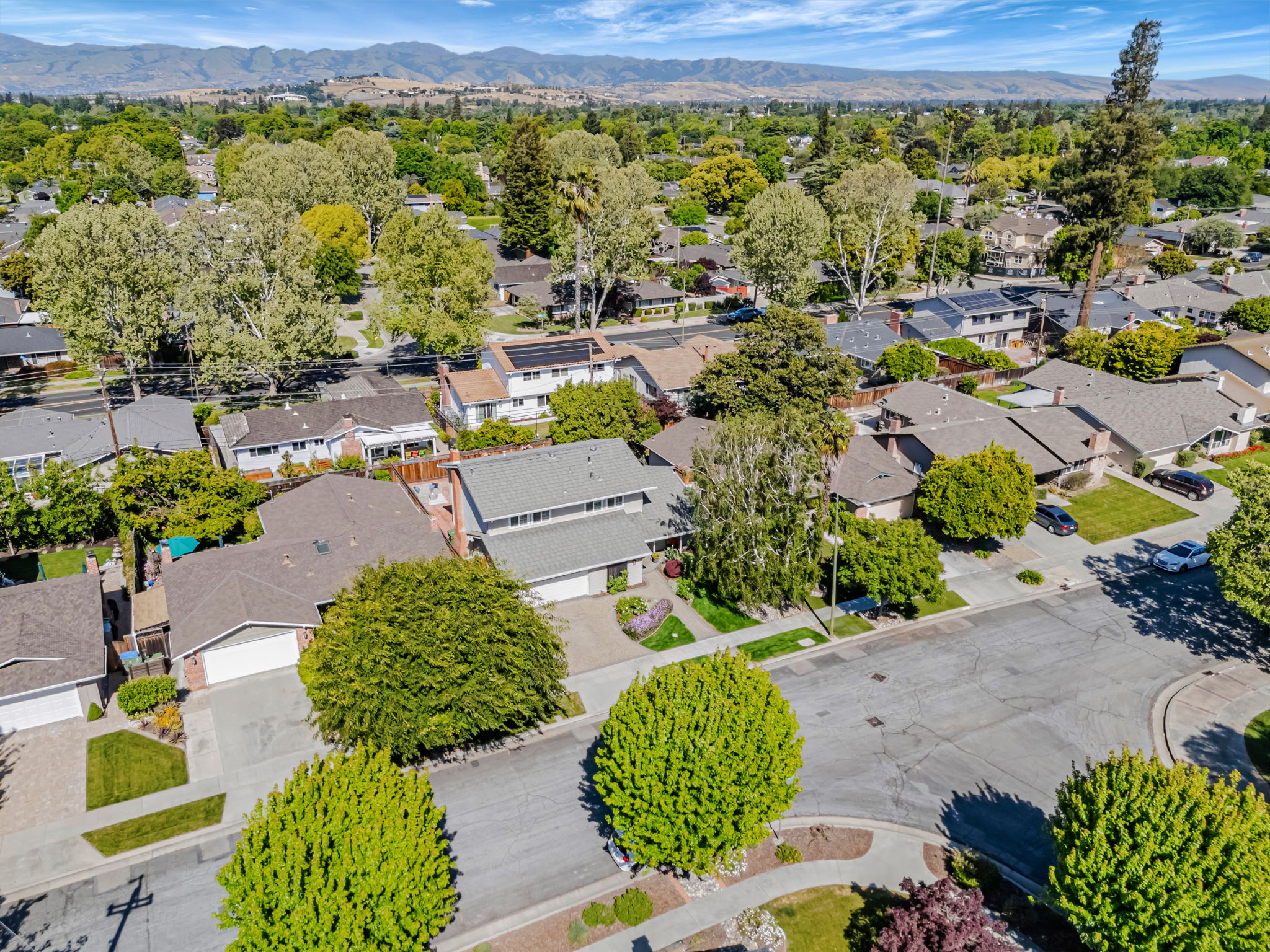 008_AERIAL_2550 Fairglen Dr