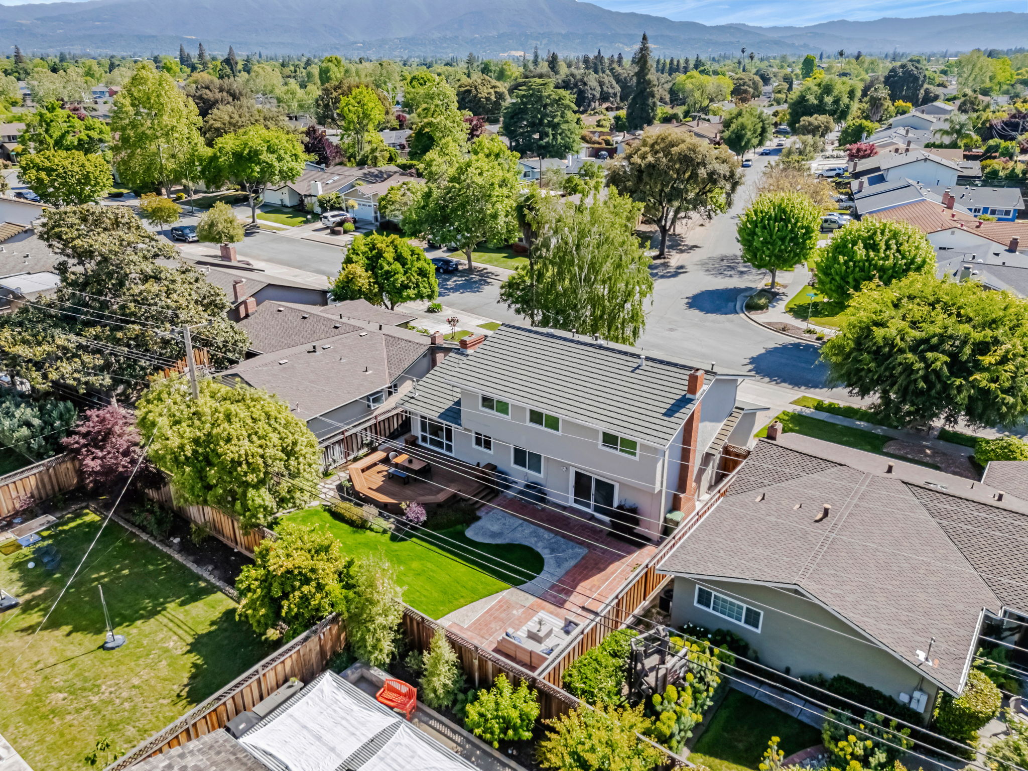 016_AERIAL_2550 Fairglen Dr